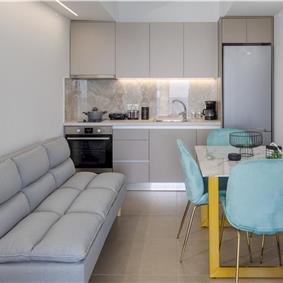 4 bedroom villa with pool by the sea, near Corfu town, sleeps 8